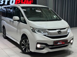 2017 Honda Stepwgn V, белый, 1897000 рублей, вид 5