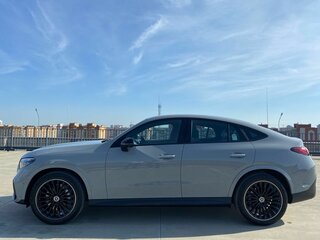 2026 Mercedes-Benz GLC Coupe 300 II (C254), серый, 10550000 рублей, вид 2