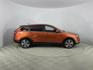 2018 Lada (ВАЗ) Vesta SW Cross I, оранжевый, 980000 рублей, вид 4