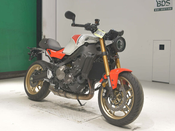 2023 Yamaha XSR900, белый, 1220000 рублей - вид 2