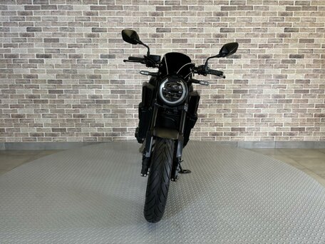 2023 Honda CB 650R, чёрный, 973000 рублей, вид 4