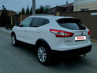 2016 Nissan Qashqai II, белый, 1400000 рублей, вид 2
