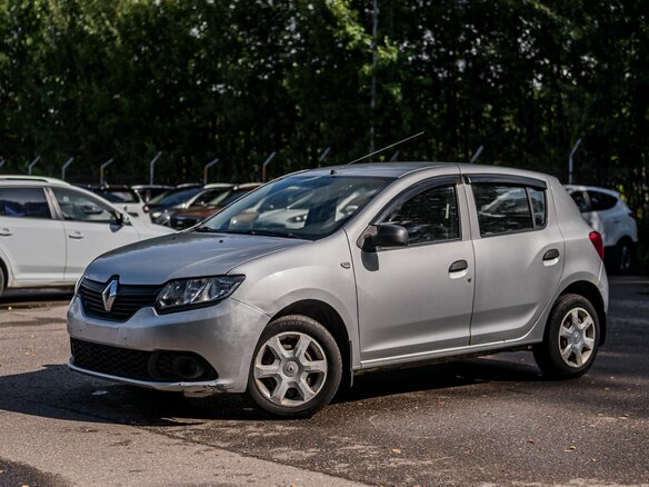 2014 Renault Sandero II, серый