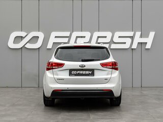 2017 Kia Ceed II Рестайлинг, белый, 1270000 рублей, вид 4
