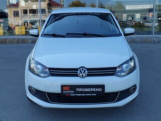 2015 Volkswagen Polo V, белый, 649000 рублей, вид 2