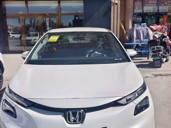 2026 Honda Fit IV Рестайлинг 2, белый, 2100000 рублей - вид 3