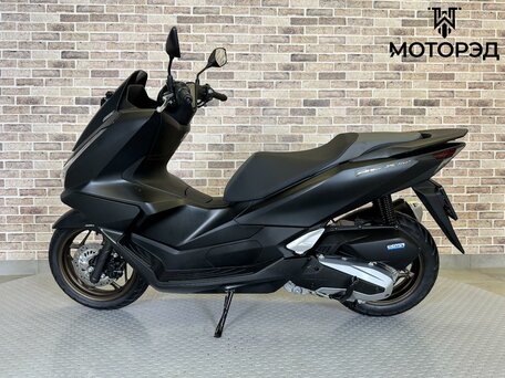 2025 Honda PCX 160, чёрный, 420000 рублей, вид 3