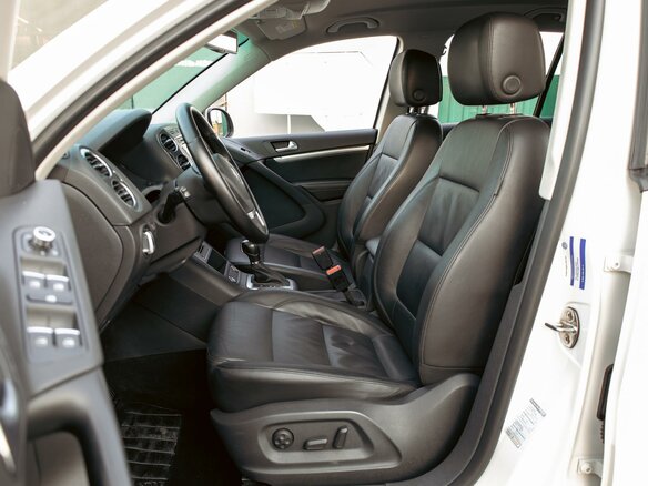 2013 Volkswagen Tiguan I Рестайлинг, белый, 1325000 рублей - вид 10
