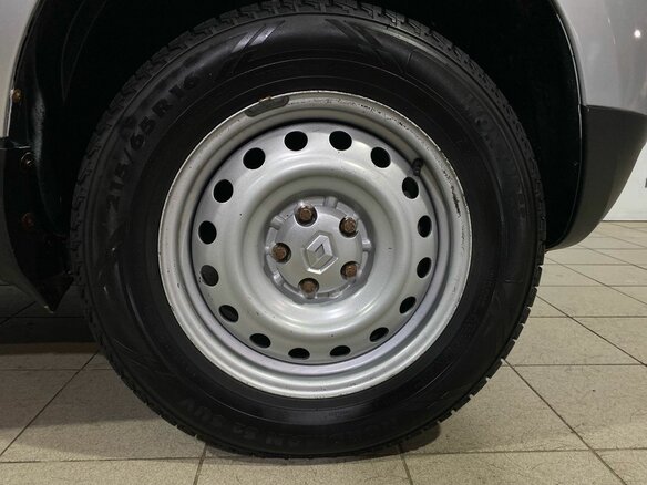 2013 Renault Duster I, серый, 860000 рублей - вид 19