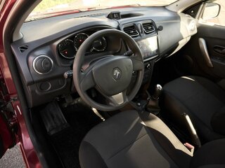 2015 Renault Logan II, красный, 618000 рублей, вид 5