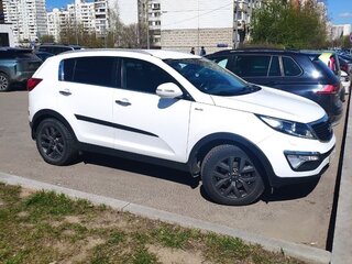 2015 Kia Sportage III Рестайлинг, белый, 1417000 рублей, вид 3
