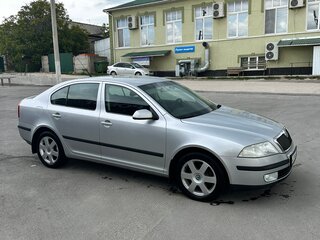 2008 Skoda Octavia II (A5), серебристый, 999990 рублей, вид 2