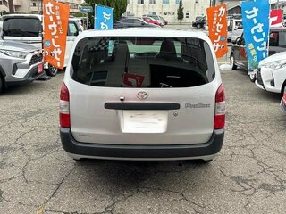 2022 Toyota Probox I Рестайлинг, серебристый, 980000 рублей, вид 5