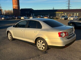 2006 Volkswagen Jetta V, серебристый, 367000 рублей, вид 3
