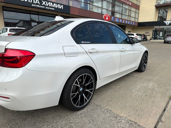 2018 BMW 3 серии 318i VI (F3x) Рестайлинг, белый, 2200000 рублей - вид 11
