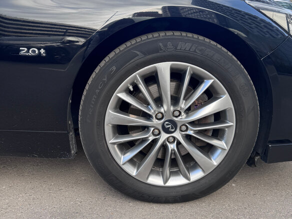 2017 Infiniti Q50 I Рестайлинг, чёрный, 1900000 рублей - вид 11