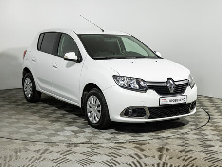 2017 Renault Sandero II, белый, 909700 рублей, вид 3