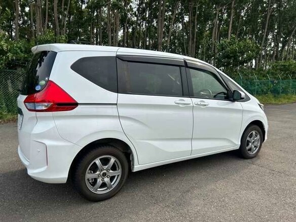 2019 Honda Freed II, белый, 1140000 рублей - вид 10