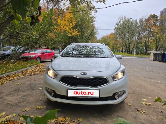 2014 Kia Ceed II, белый, 1300000 рублей