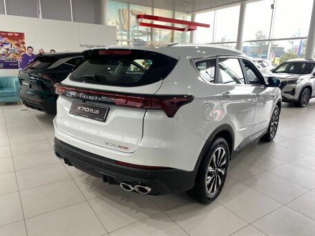 2026 Jetour X70+ I Рестайлинг, белый, 3099000 рублей, вид 4