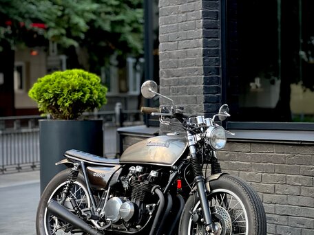 1980 Kawasaki Z 650, серый, 620000 рублей, вид 1