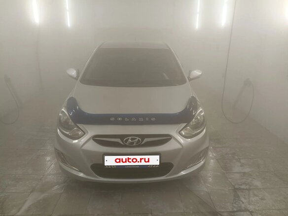 2012 Hyundai Solaris I, серый, 620000 рублей