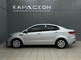 2015 Kia Rio III Рестайлинг, серебристый, 1070000 рублей, вид 5