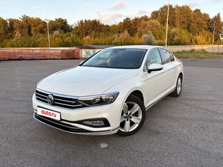 2020 Volkswagen Passat B8 Рестайлинг, белый, 4200000 рублей, вид 1