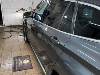 2015 BMW X1 28i xDrive II (F48), серый, 2100000 рублей, вид 3