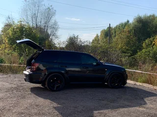 2007 Jeep Grand Cherokee SRT8 III (WK), чёрный, 3300000 рублей, вид 3