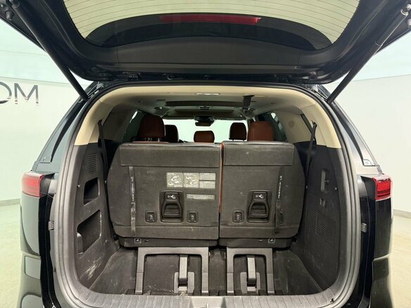 2021 Kia Carnival IV, чёрный, 3550000 рублей - вид 8