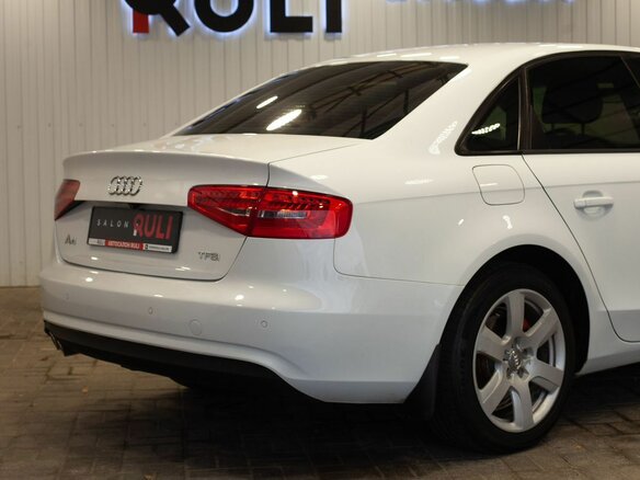 2013 Audi A4 IV (B8) Рестайлинг, белый, 1095000 рублей - вид 13