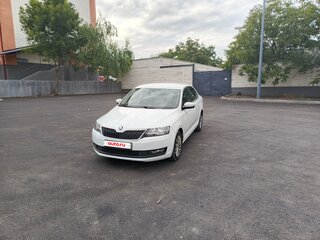2019 Skoda Rapid I Рестайлинг, белый, 900000 рублей, вид 2