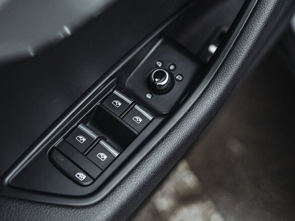 2017 Audi A4 V (B9), чёрный - вид 26