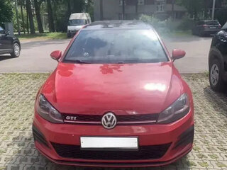 2018 Volkswagen Golf GTI VII Рестайлинг, красный, 2500000 рублей, вид 2