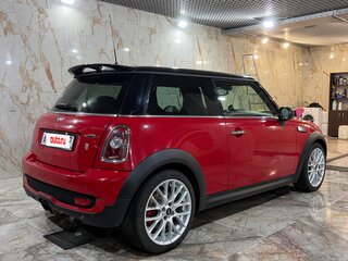2008 Mini Hatch JCW II (R56), красный, 1600000 рублей, вид 2
