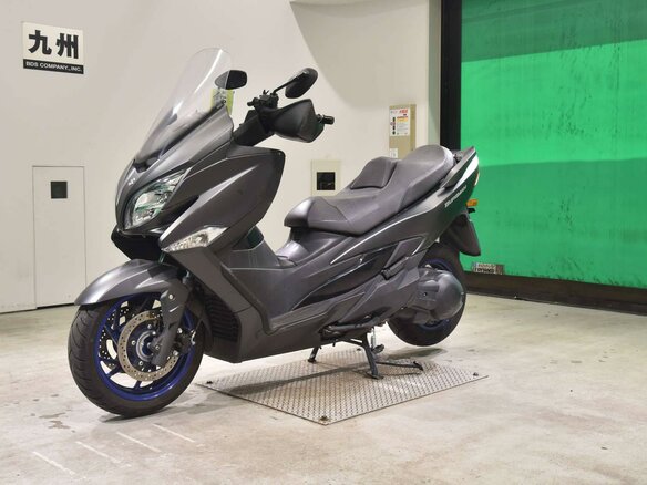 2022 Suzuki Burgman (SkyWave) 400, чёрный - вид 3