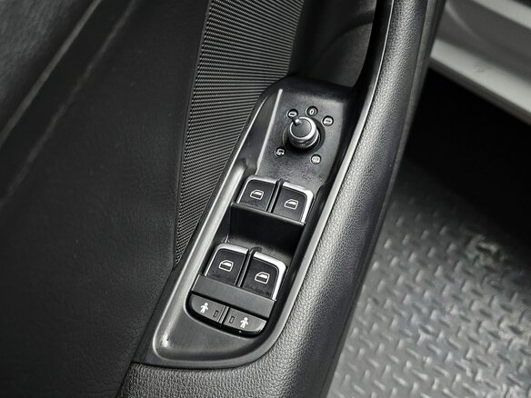 2015 Audi A3 III (8V), белый, 1350002 рублей - вид 8