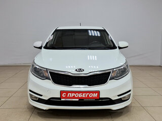 2016 Kia Rio III Рестайлинг, белый, 995000 рублей, вид 2