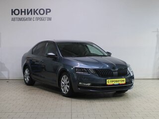 2018 Skoda Octavia III (A7) Рестайлинг, серый, 2179000 рублей, вид 3