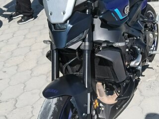 2024 Yamaha MT-09 (FZ-09), синий, 1290000 рублей, вид 3