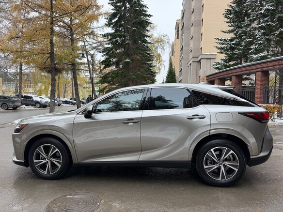 2025 Lexus RX 300 V, серый, 6990000 рублей - вид 5