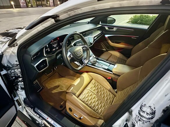 2020 Audi RS 6 IV (C8), белый, 16500000 рублей - вид 15