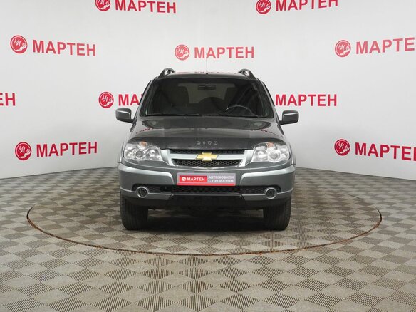 2015 Chevrolet Niva I Рестайлинг, серый, 559000 рублей - вид 2