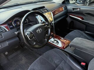 2011 Toyota Camry VII (XV50), серый, 135000 рублей, вид 5