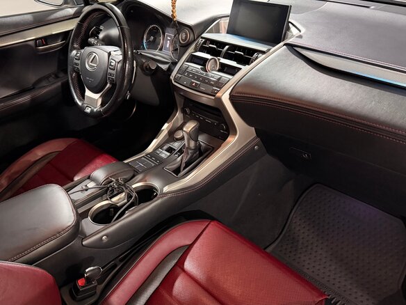 2017 Lexus NX 300 I Рестайлинг, серый, 3000000 рублей - вид 8