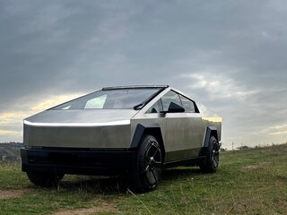 2024 Tesla Cybertruck Cyberbeast, серебристый, 14200000 рублей, вид 1