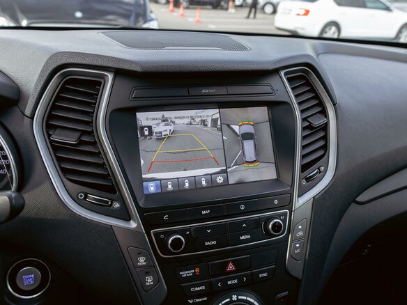 2017 Hyundai Santa Fe III Рестайлинг, белый, 1855000 рублей - вид 13