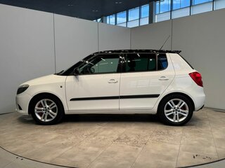2011 Skoda Fabia RS II, белый, 999000 рублей, вид 2