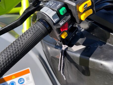2020 BRP Can-Am Outlander X MR 1000R, серый, 1500000 рублей, вид 5